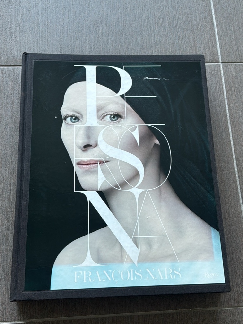 François Nars Women’s Skincare Art Book - Black/Cream Packaging